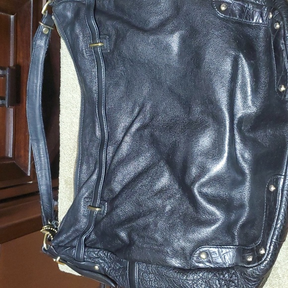 Coach Large Shoulder Bag - Picture 4 of 9